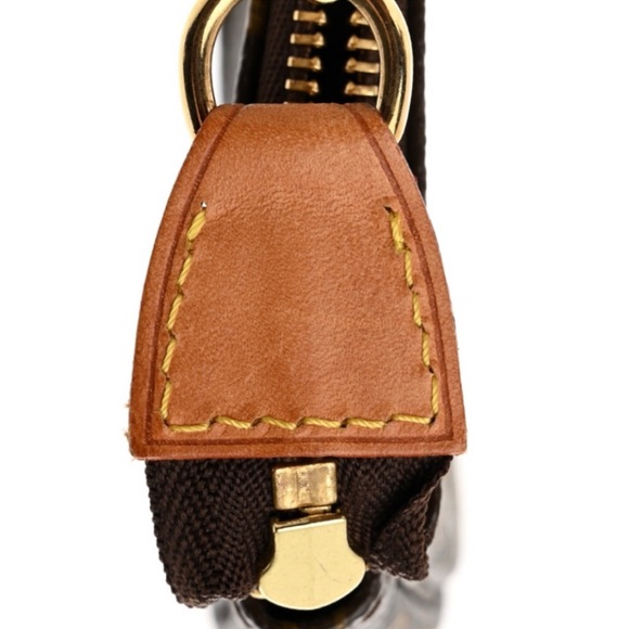 Louis Vuitton pouch/pochette/wristlet ends - Picture 2 of 5